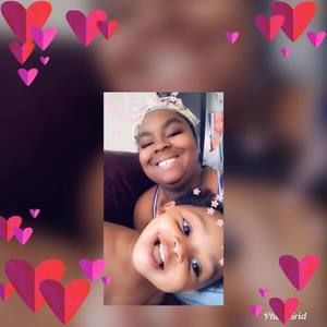 Meet your Posher, Amira